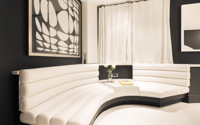 La França Travellers - Adults Only