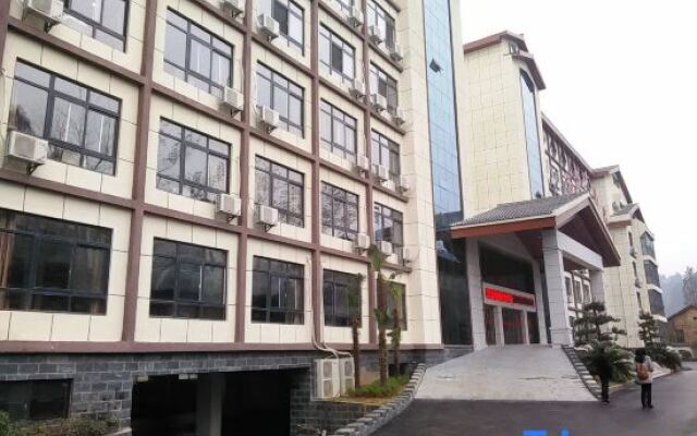 Wentang Yupan Hotel