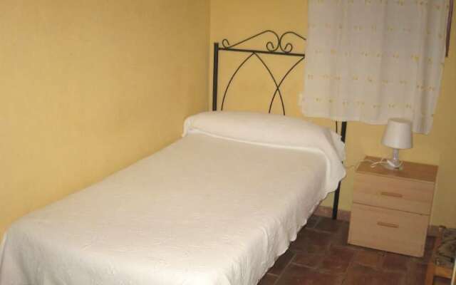 Vivian's Guest House Auto Check-in