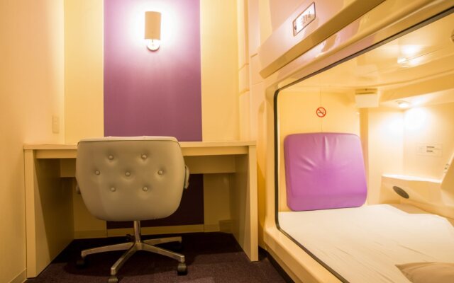 Rex Inn Kawasaki - Caters to Men