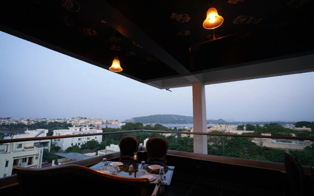 The Ramvilas - A Rooftop Lake View Hotel in Udaipur