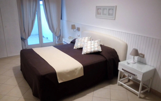 Mini Hotel