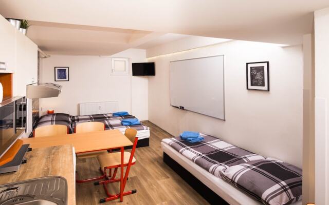 School Apartment by metro stop Vyšehrad