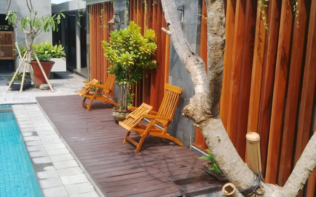 Grand Laguna Hotel & Villa