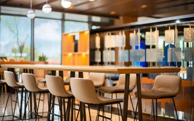 Holiday Inn Express Shanghai Pujiang by IHG