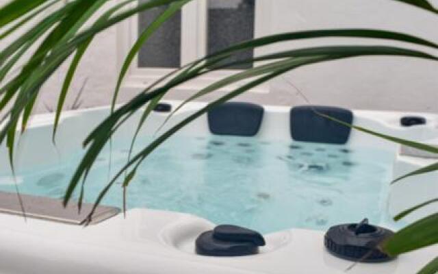 Red Door House Peniche