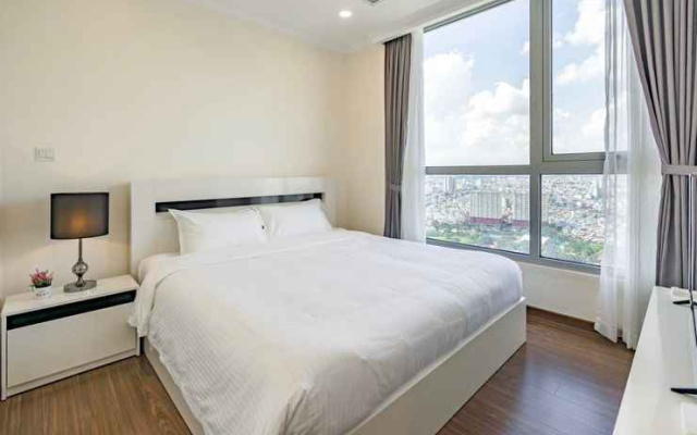 Vera Saigon Apartments - Vinhomes Central Park