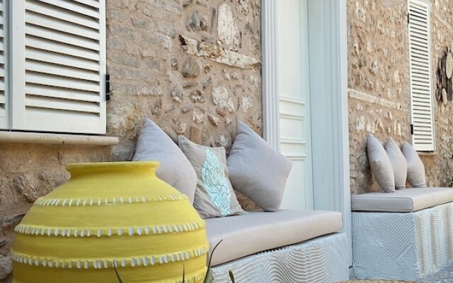 Noa's Boutique Hotel