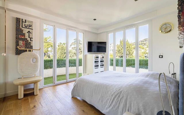 Modern Flat With sea View - AC- 2br- 4P - Cannes