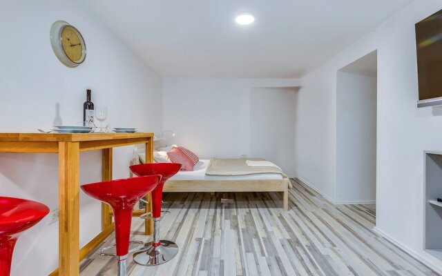 Apartments Small Sweet & Cosy