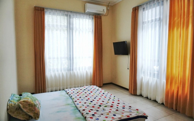 Green Surabaya Homey