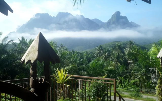 Khao Sok Horizon