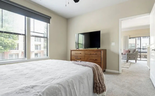 Landing Furnished Apartments - Charlotte Northlake