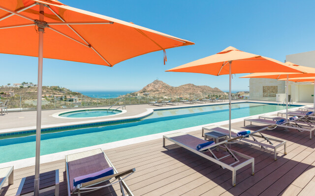 Hampton Inn & Suites by Hilton Los Cabos