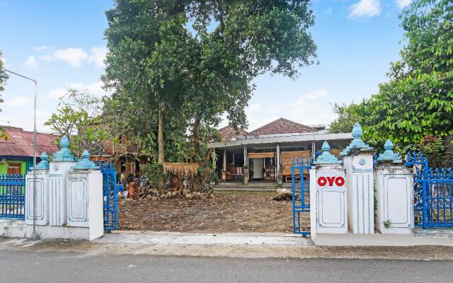OYO 90903 Chez Laelik Homestay