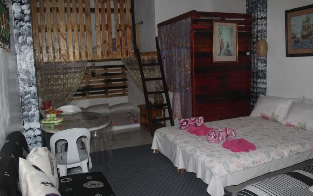 Maraño's Hometel