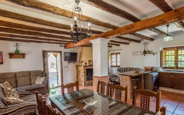 Casa Rufino Iznajar by Ruralidays