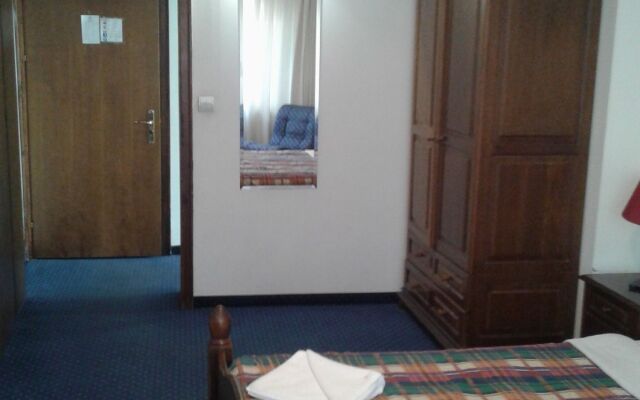 Rotasar Hotel