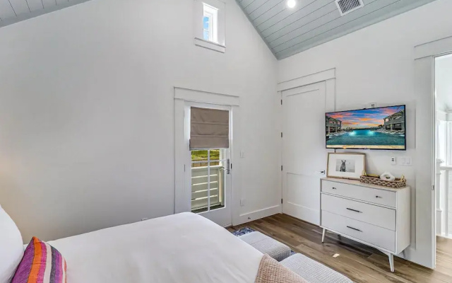 Barefoot Bungalow 220 Esc-a