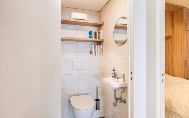 Delphine Cd103 With Beautiful sea Views
