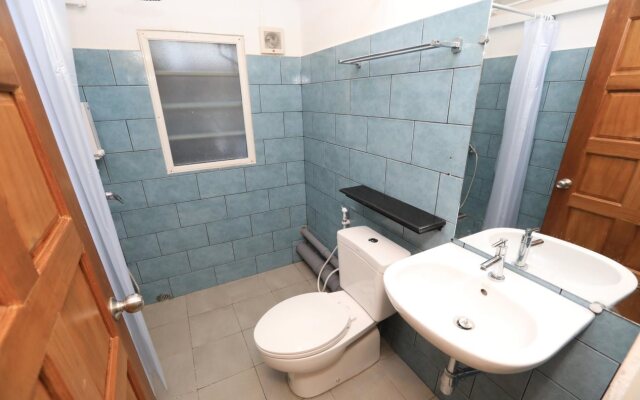 Four Rivers Youth B&B Yangon
