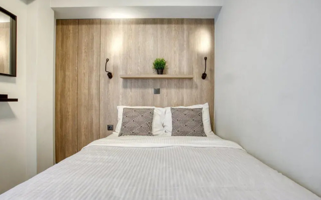 Sweet and Modern Flat at Palaio Faliro