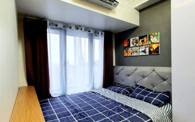 Air Residence Makati Elegant Design WiFi