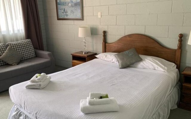 Robertson Country Motel