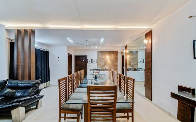 OYO 14502 Hotel Hill View Guest House Hitech City