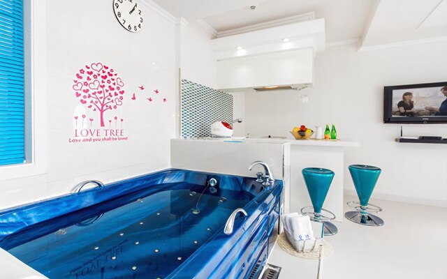 Hoengseong Rose of Sharon Pension