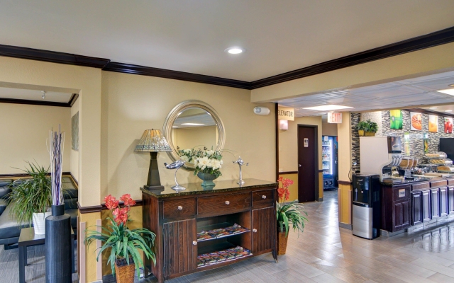 Quality Inn & Suites Richardson-Dallas