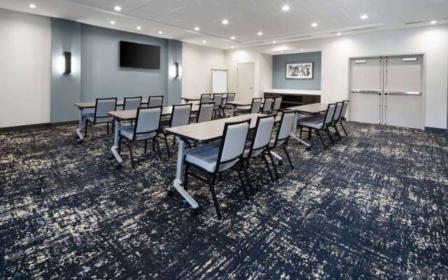 Hyatt Place Bakersfield