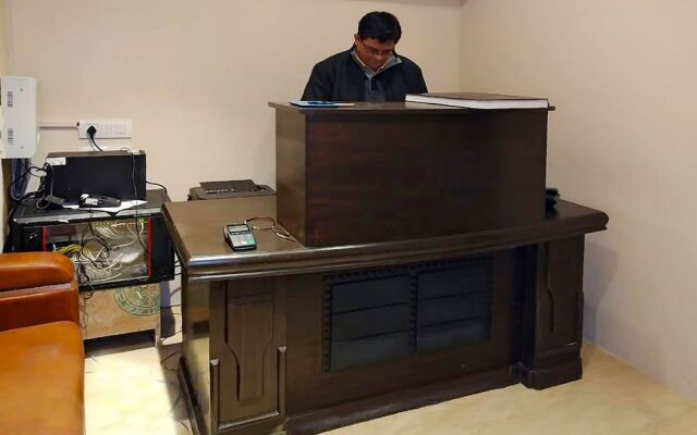 OYO Flagship 15751 Main Wazirabad Road