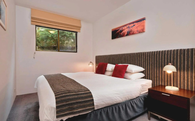 Lantern 2 bedroom Terrace with panoramic mountain view