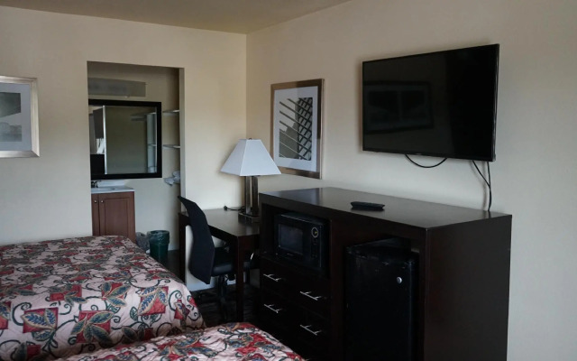 Village Motor Inn