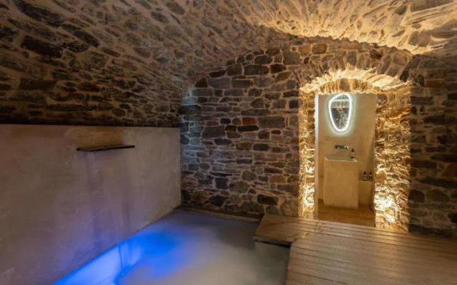B&B éve