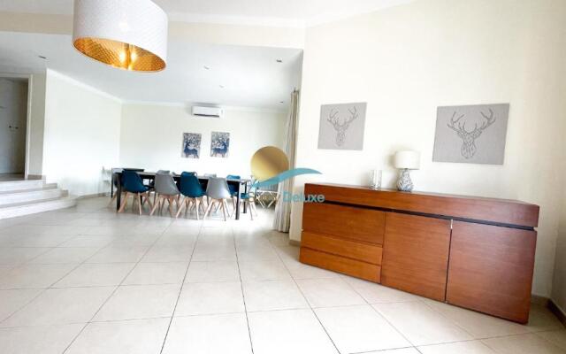 Villa Clara by Sunny Deluxe