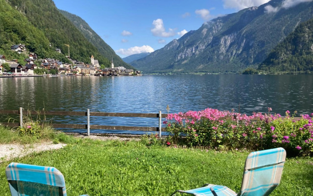 Hallstatt Lakeside Top 2