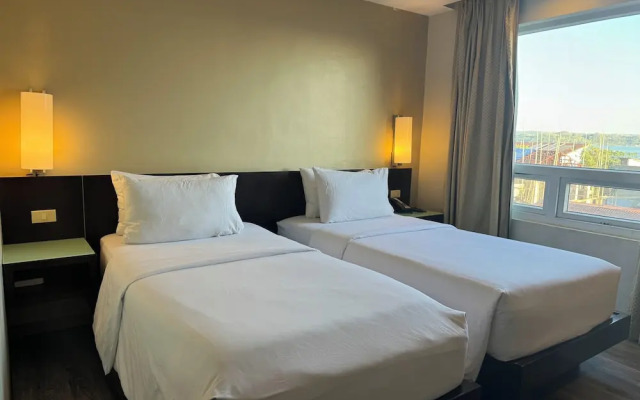 Circle Inn Iloilo City Center