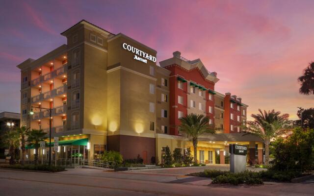 Courtyard by Marriott DeLand Historic Downtown