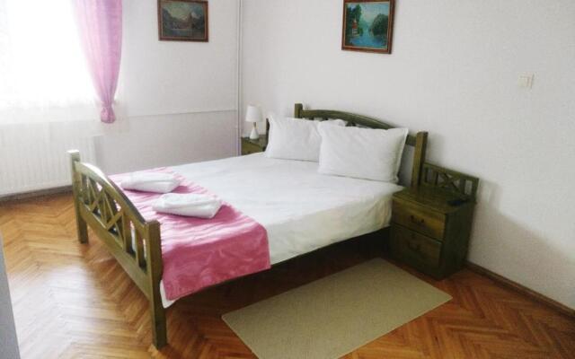Bianca House