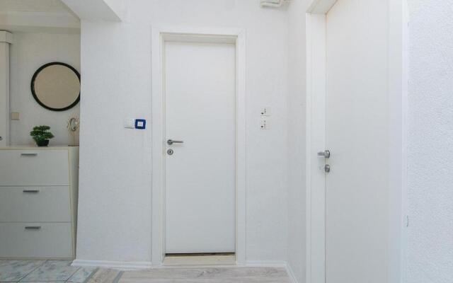 Jure - Terrace With Amazing sea View - A1 Leona