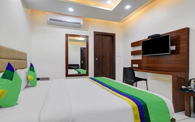 Treebo Trend Royal Platinum Suites