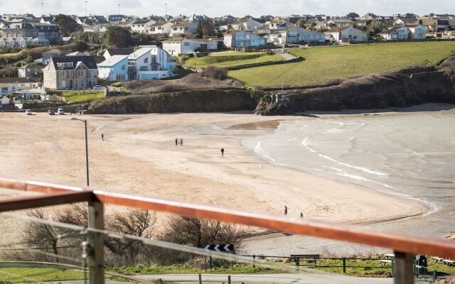 Porth Beach Hotel