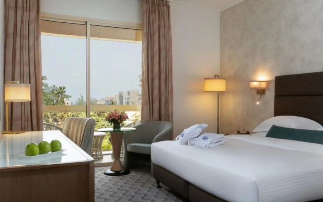 Gefinor Rotana Hotel