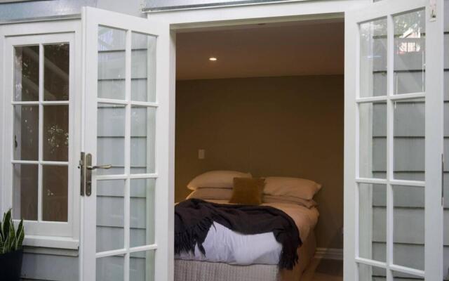 Stylish Brand New Studio Close to Ponsonby