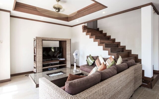 4 Bedroom Villa TG48 on beachfront resort SDV288-By Samui Dream Villas