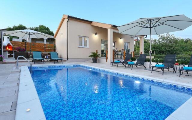 Punta Garden Pool House