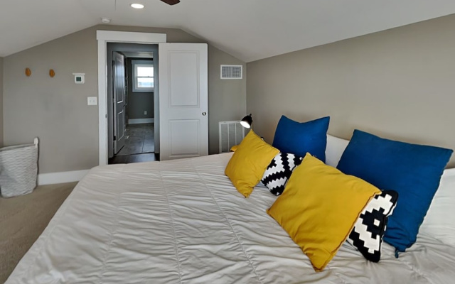 Next to Sea Gallery by Topsail Realty