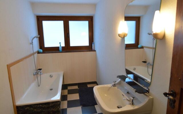 Charming Holiday Home in Halleux with Garden